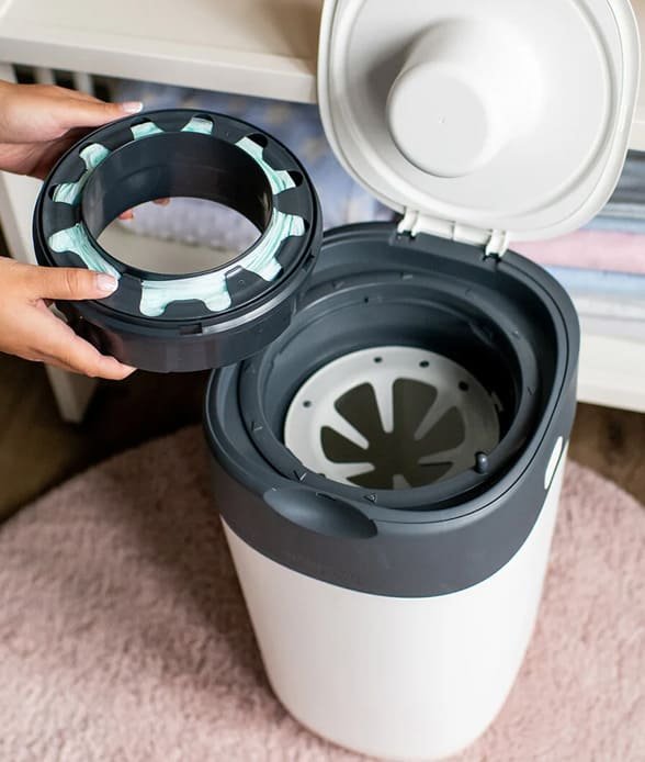 TOMMEE TIPPEE POUBELLE À COUCHES ANTI-ODEUR TWIST & CLICK- BLANC – Image 5